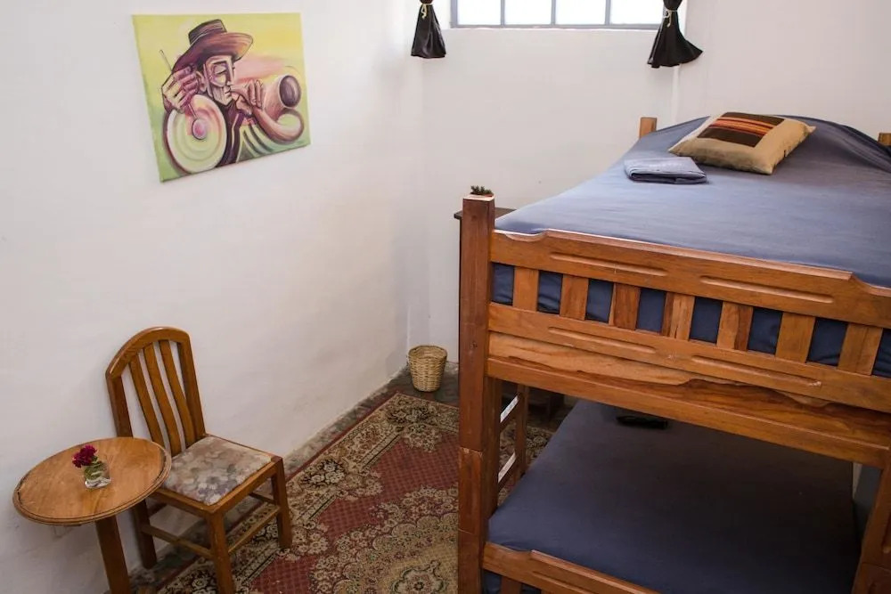 Casa Blanca Hostel