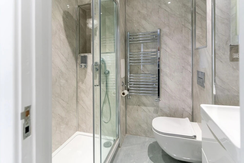Canary Wharf O2 Deluxe Ensuite Rooms