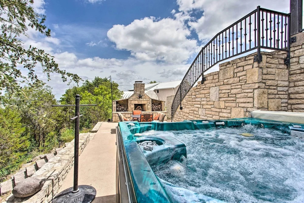 Waterfront Home w/ Boat Dock on Lake Granbury!