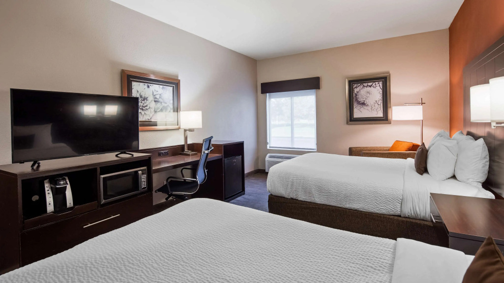 Best Western Plus Lees Summit Hotel & Suites