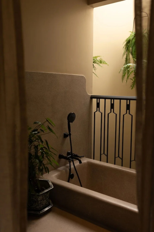 Hotel Verdigris