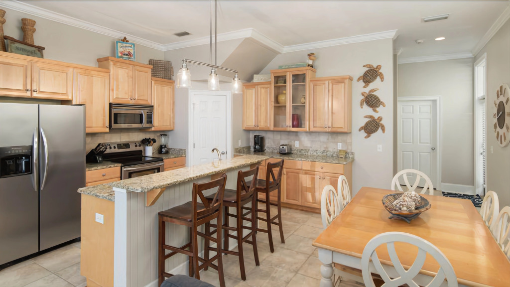 7420 Thomas Dr Seas The Day - Three Bedroom House