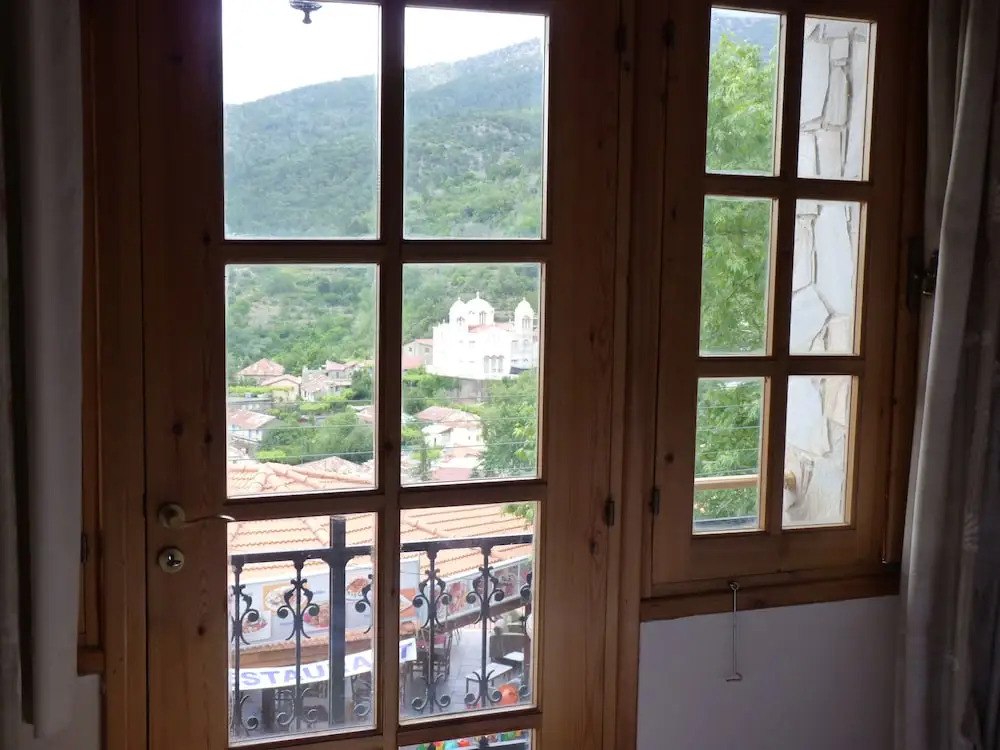 Mountain Rose Hotel & Restaurant