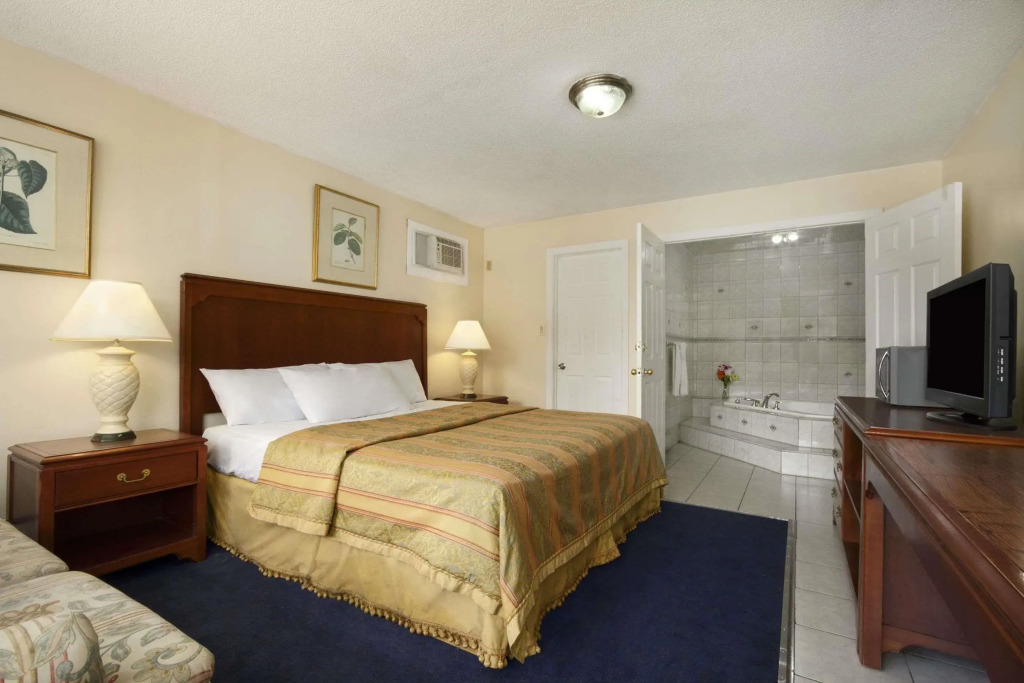 Knights Inn Burlington