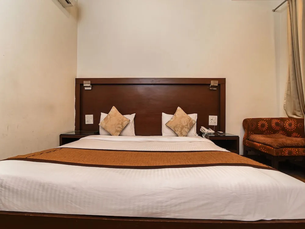 OYO 644 Hotel Haris Court