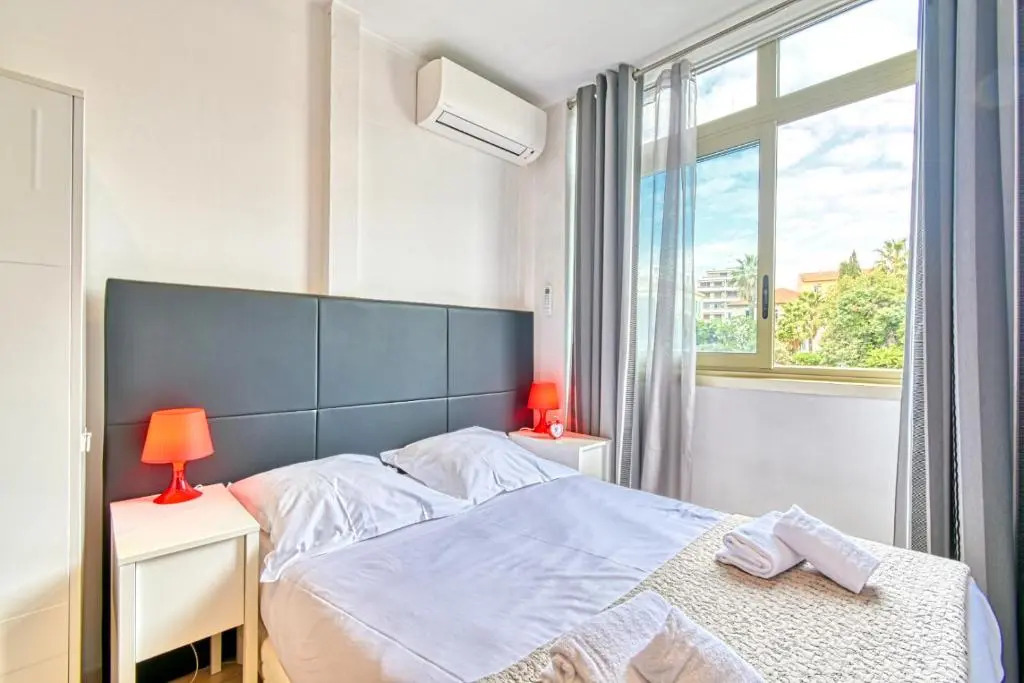 Beautiful modern apartment in the heart of Cannes