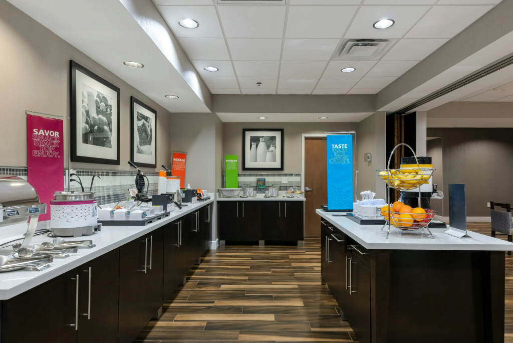 Hampton Inn Emerson - Lakepoint, Ga