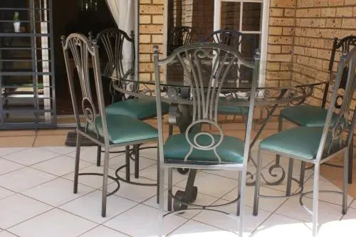 Erics Apartments