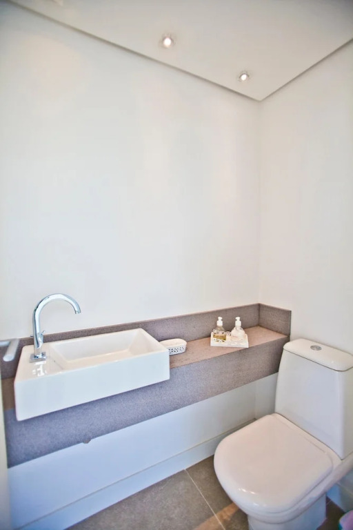 FL014 3 Bedroom Apartment By Senstay