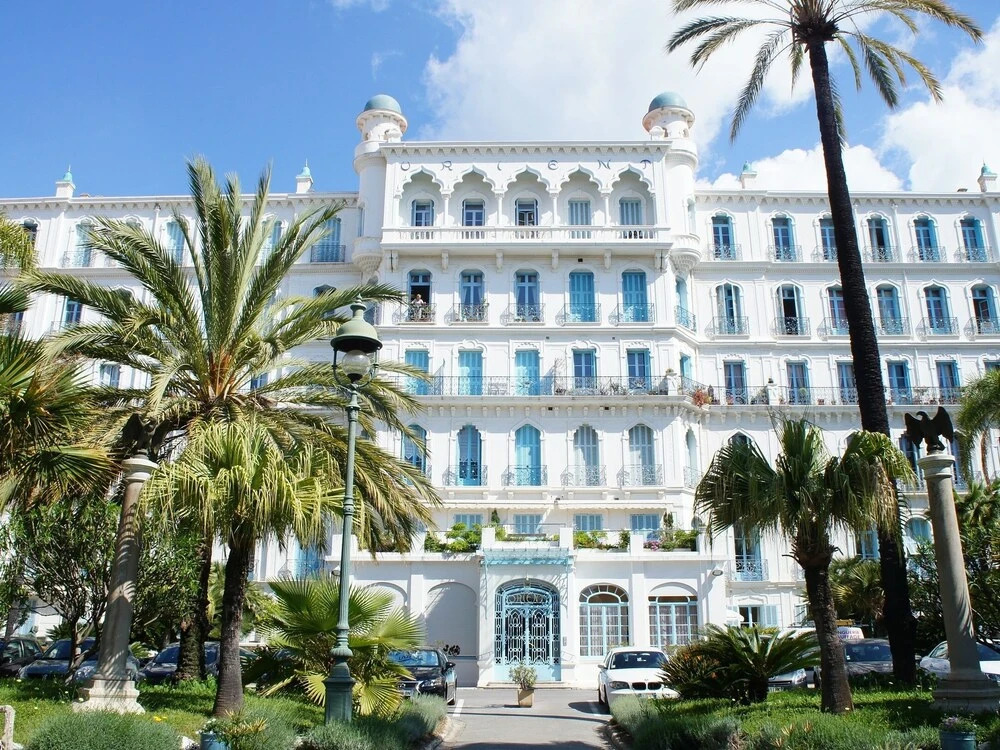 LOrient Palace Apartments