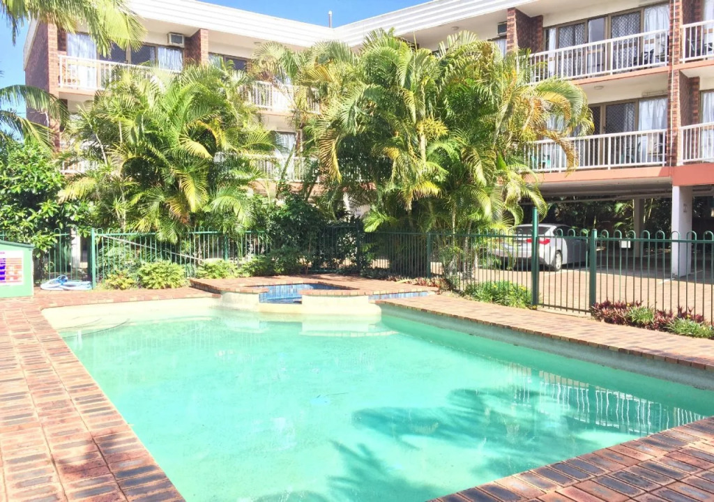 Red Star Palm Beach