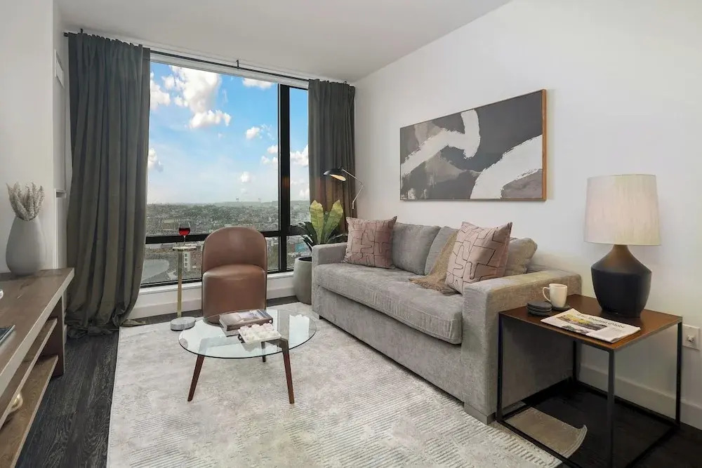 Luxury Apartments by Hyatus Downtown Boston