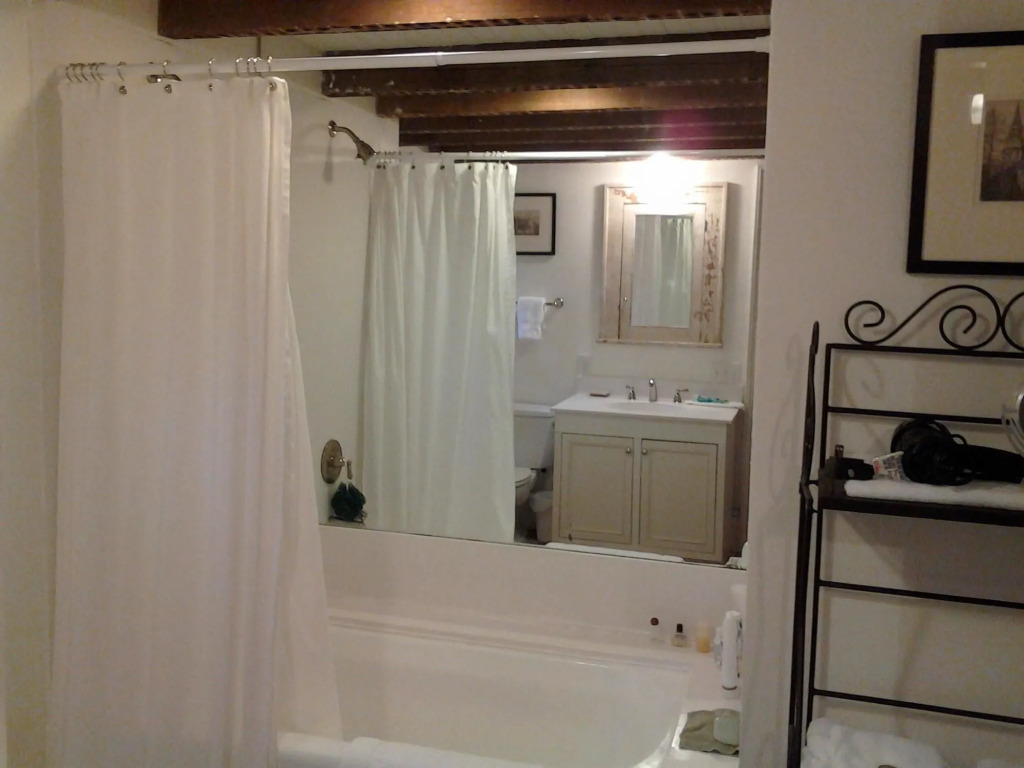 21 East Battery Bed & Breakfast