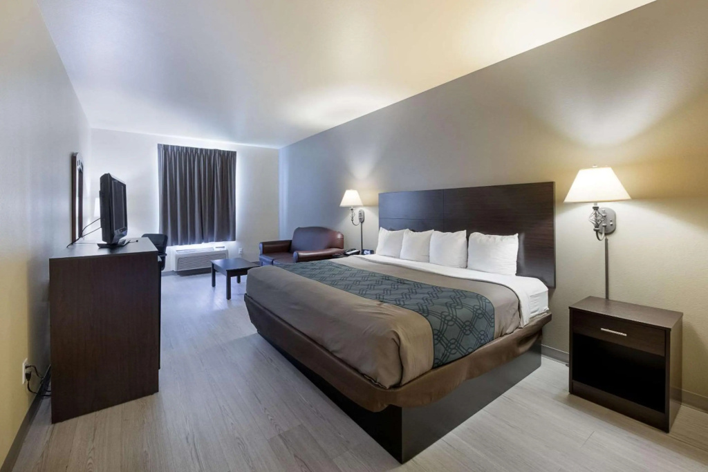 Bridgeport Suites