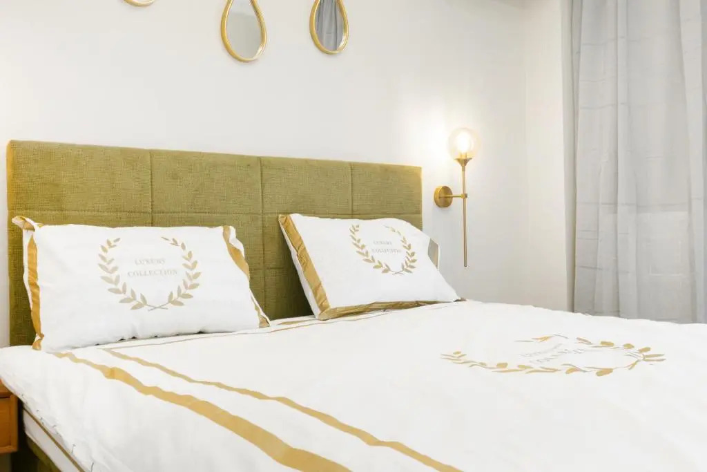NEW #5 DESIGN LUXURY apt