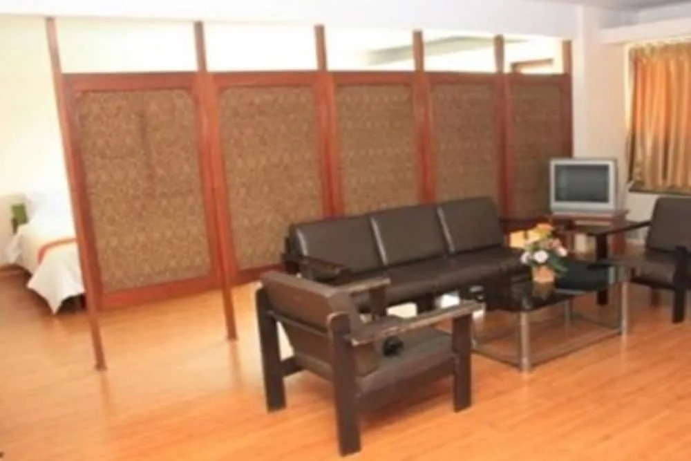 Sripatana Hotel