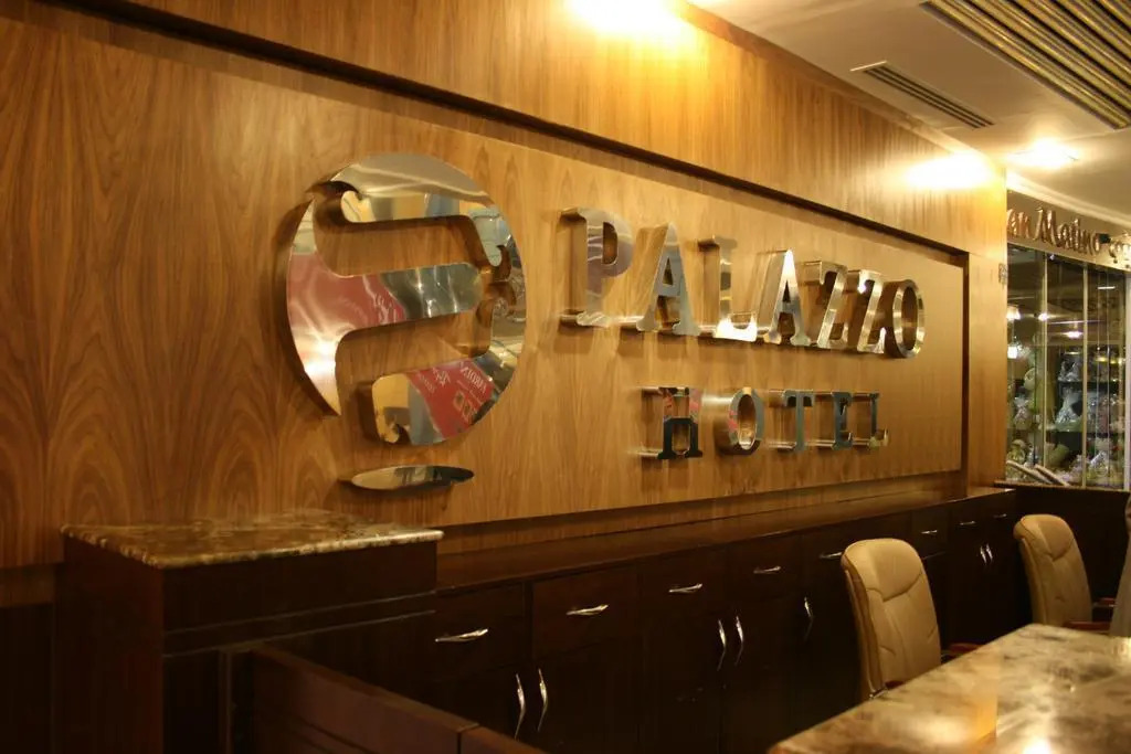 Palazzo hotel