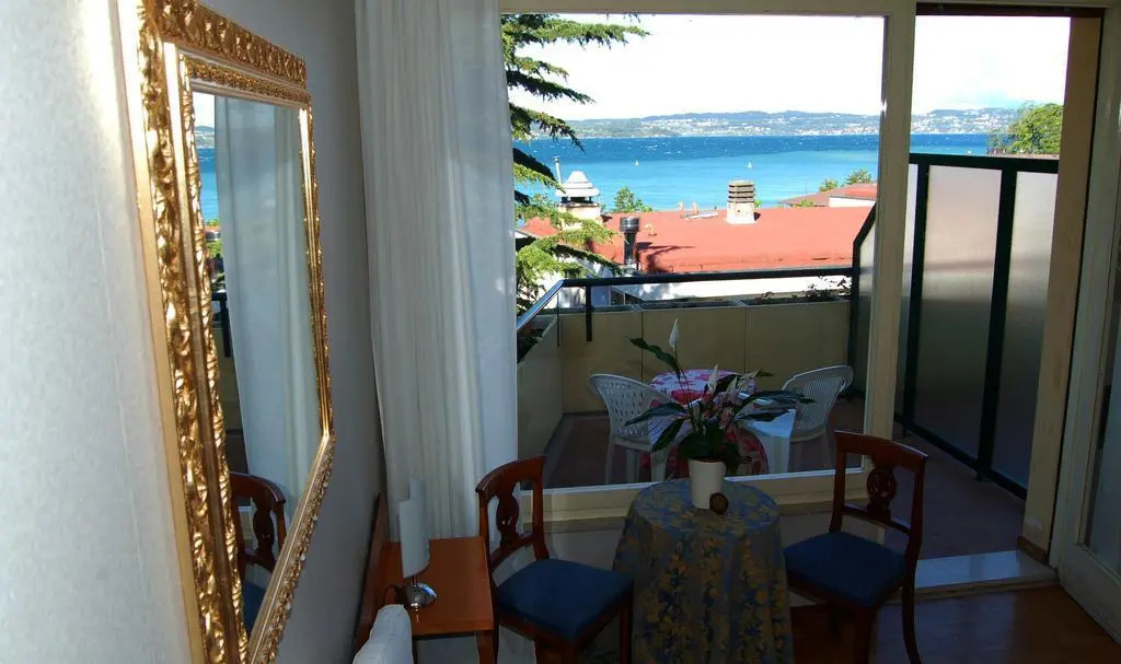 Hotel Broglia