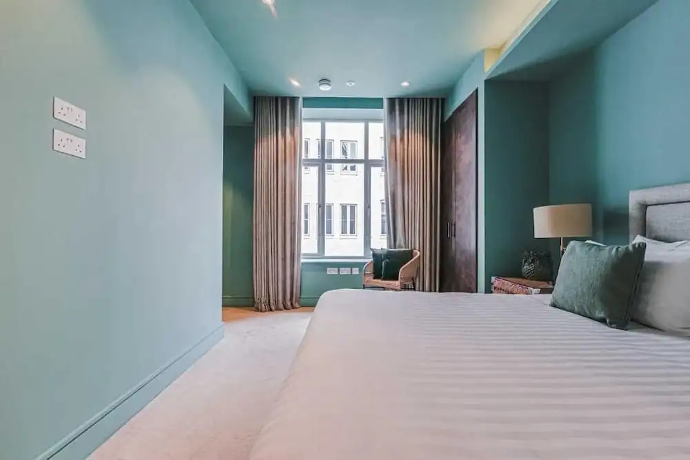 Westminster Apartments by DMONTRIO