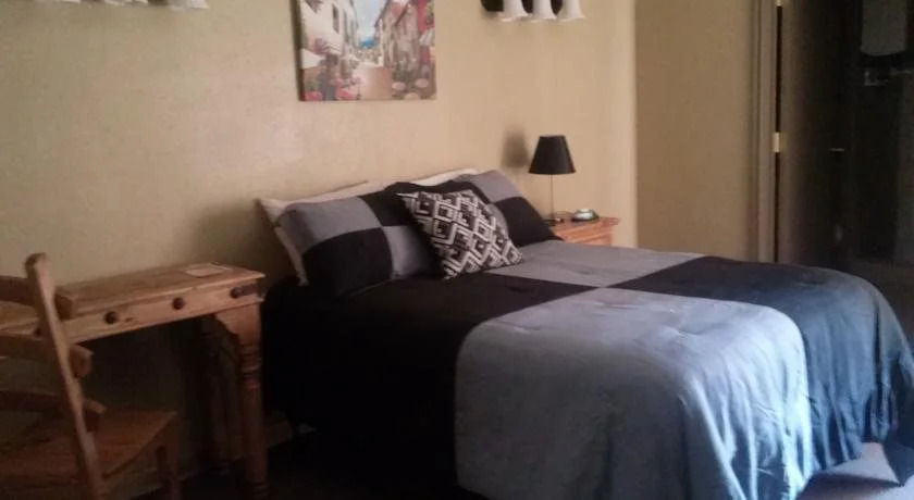 Knights Inn Pearsall