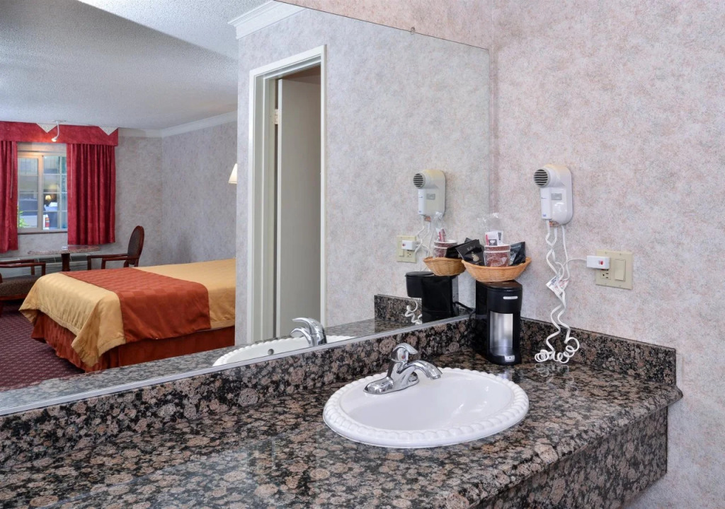 Americas Best Value Inn & Suites - Fontana