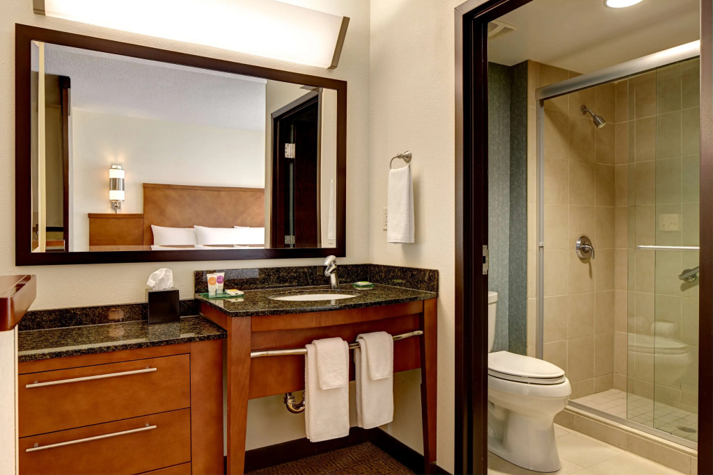 Hyatt Place Lansing-East