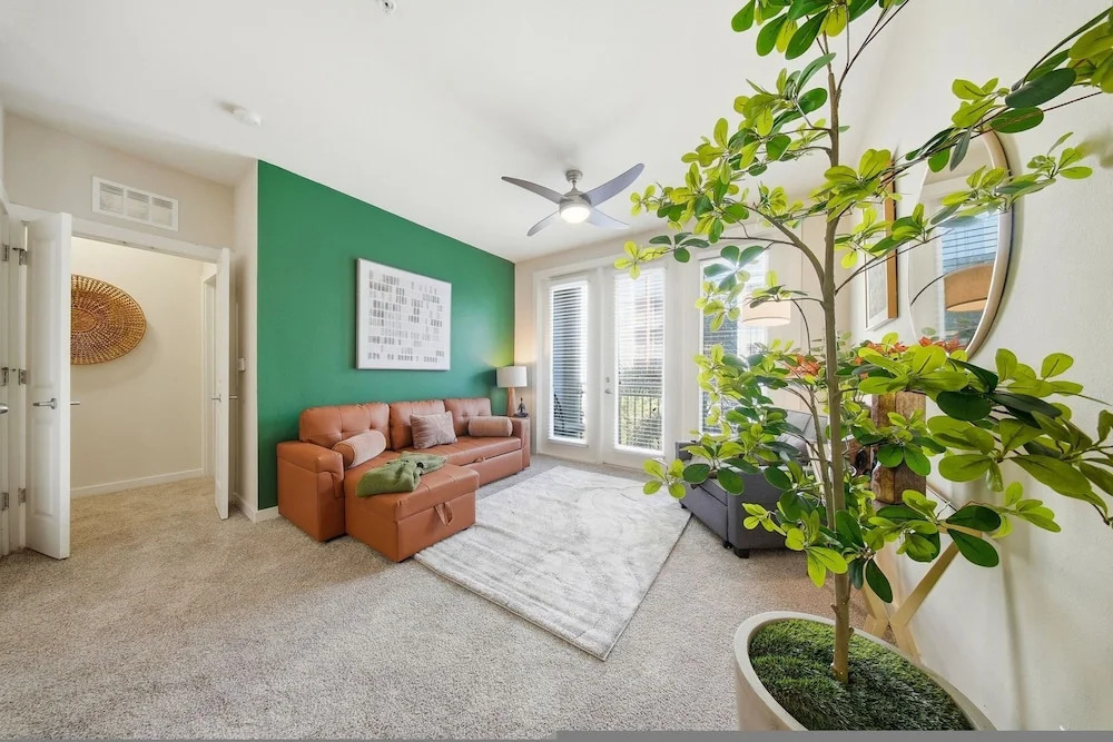 Modern 2BR w Pool Pet-friendly Unit 16