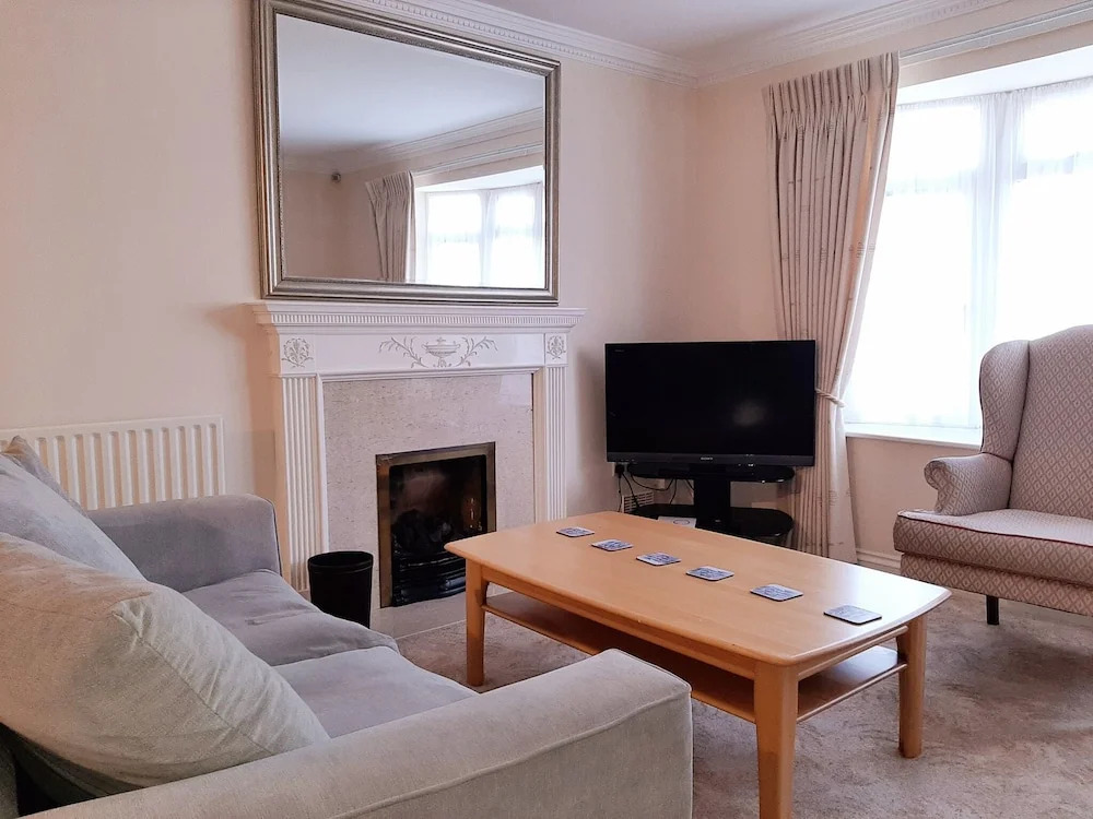 Enticing Apartment in Wimborne Near Model Town
