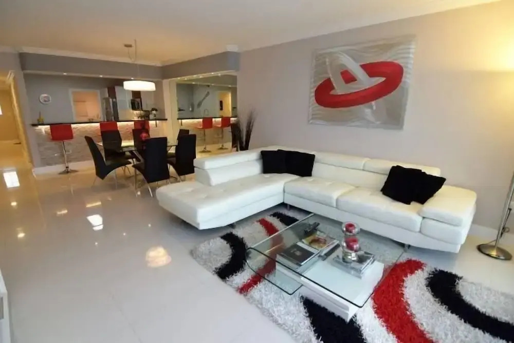 Spectacular Bay View 2 Bed 2 Bath @ Golden Bay Sunny Isles Beach
