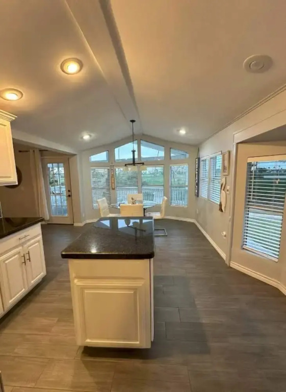 Stylish 2BR Waterfront Home w Pool Resort Access