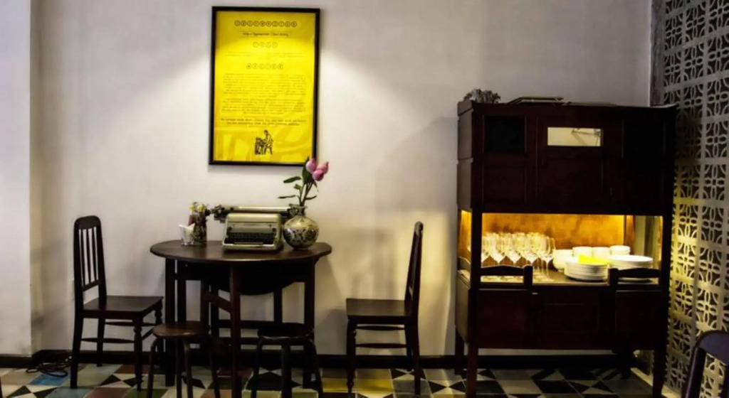 Tripwriter Hotel & Bistro