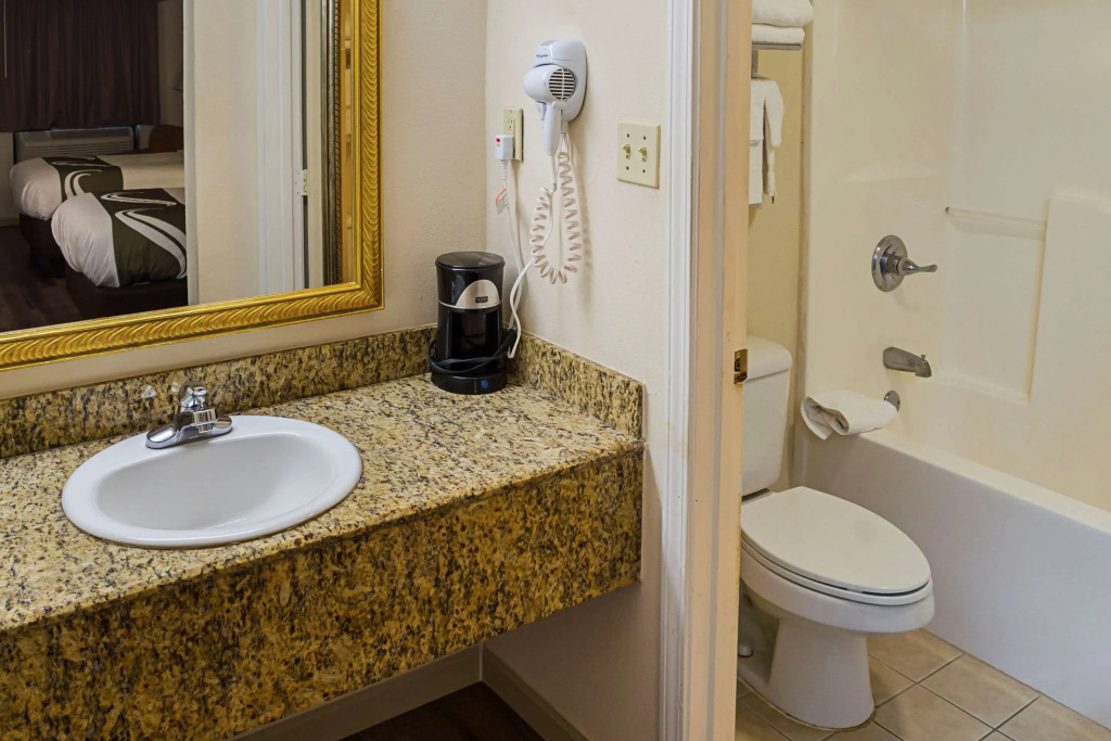 Quality Inn Biloxi Beach