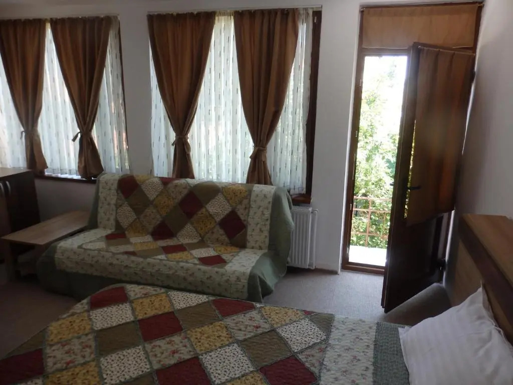 Villa 3 papuci