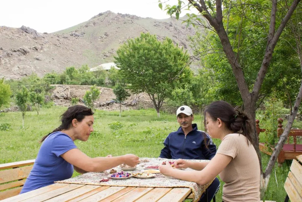 Asror`s homestay in Sentyab village