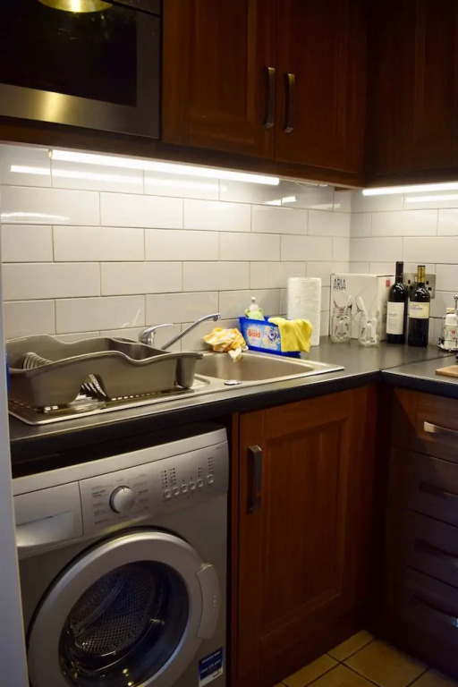 1 Bedroom Apartment Close To City Centre
