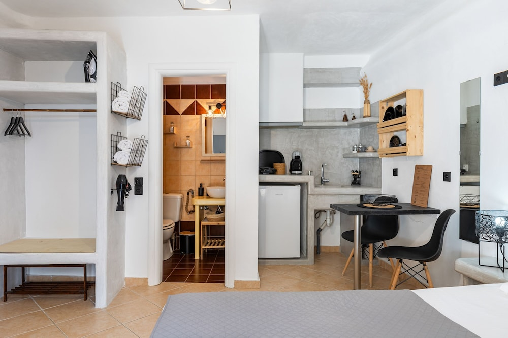 THIRAMNA Apts KYTHNOS