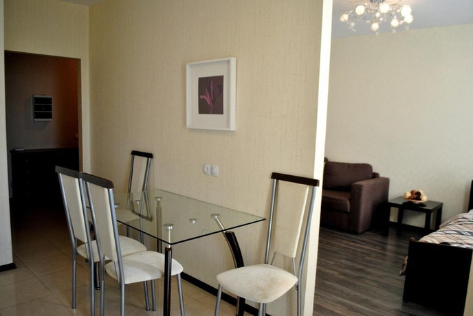 Usta Apartments