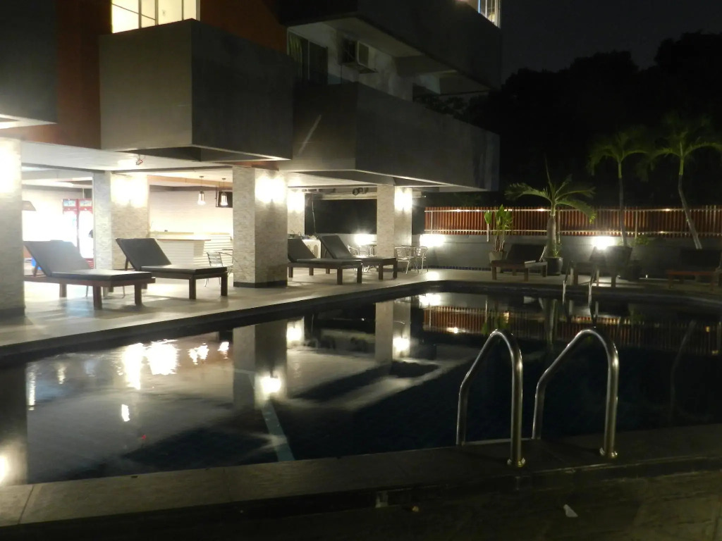 Nana Tai Suite