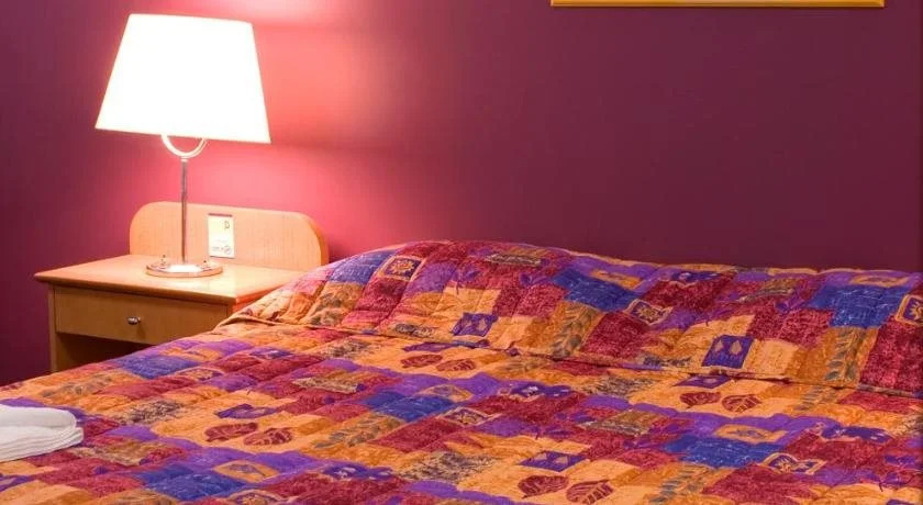 Queensport Hotel