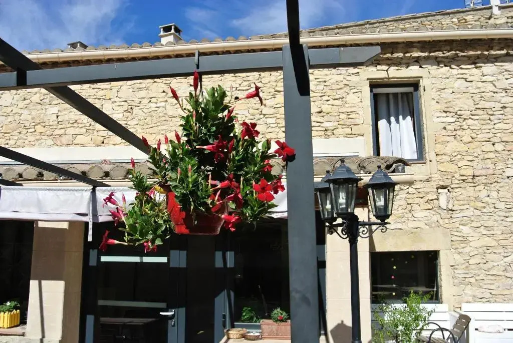 Logis Hôtel Restaurant Le Clos des Capitelles