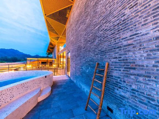 Yunfuli Yunsu·Emeishan Yunshuiju Private Hot Spring B&B