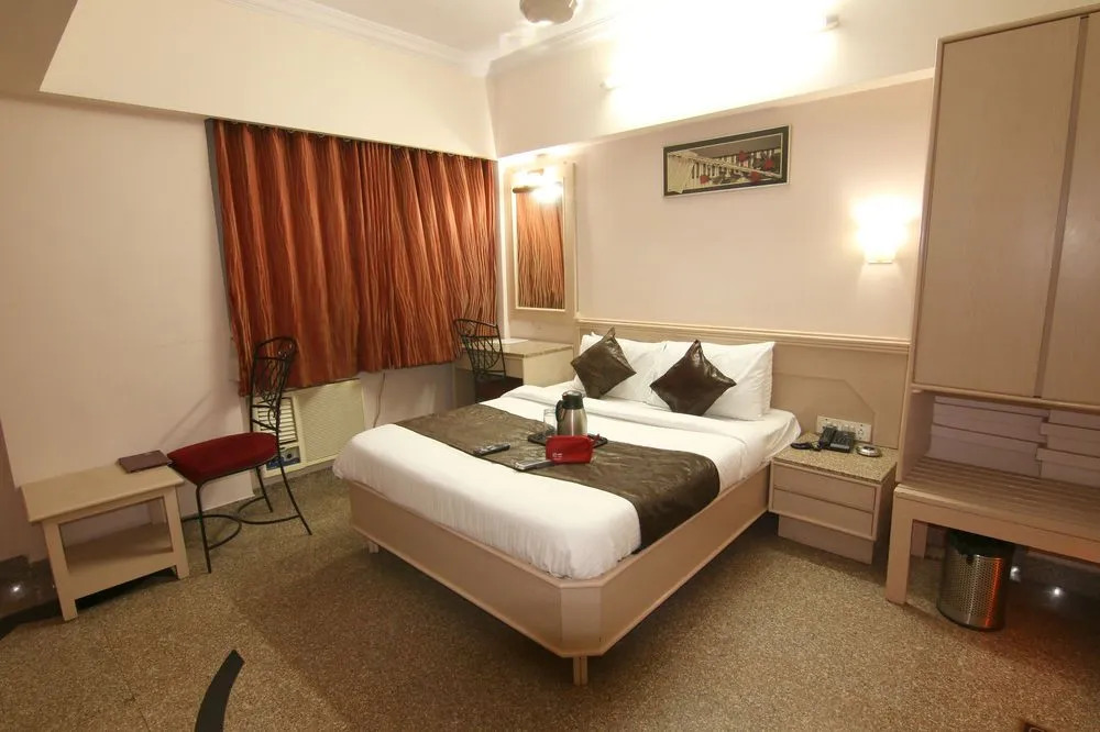 Zo Rooms Goregaon Railway Station