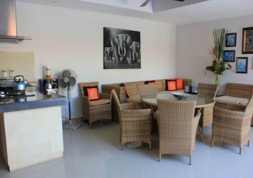 Taman Kesari Villas