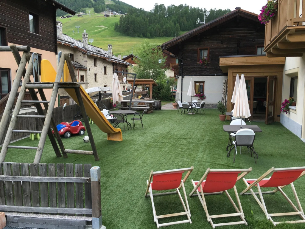 Francesin Active Hotel