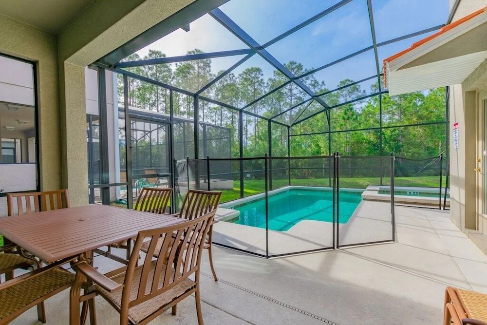 Paradise Palm 5 Bedroom Home