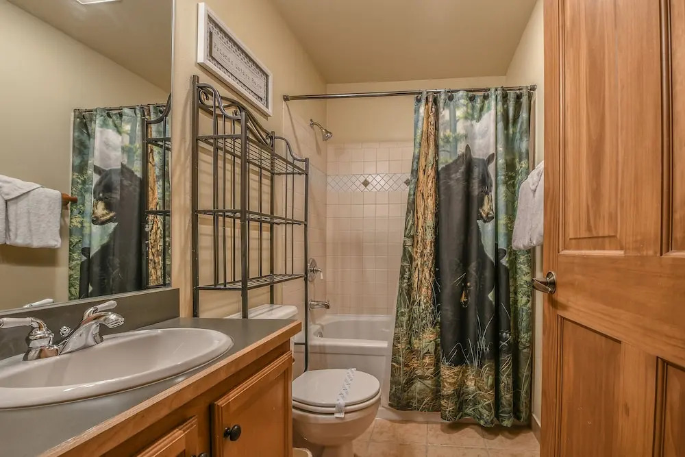 Arapahoe Lodge by Summit County Mountain Retreats