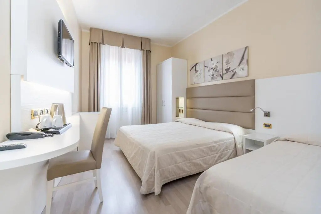 Hotel University