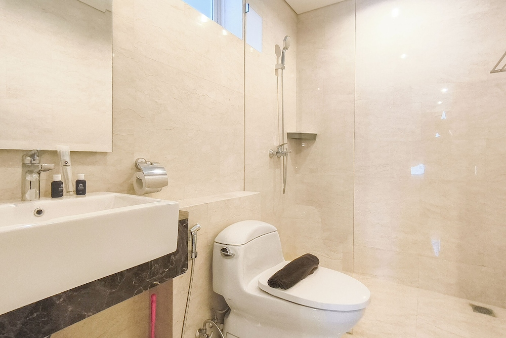 Spacious 2Br Apartment At Condomonium Podomoro City Deli Medan