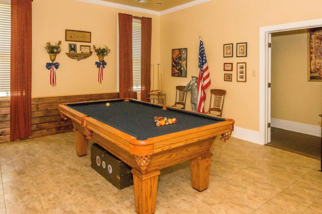 Holly House of Hamilton