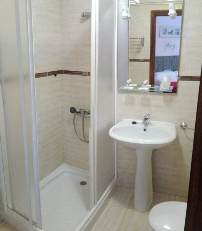 Hostal Cruce
